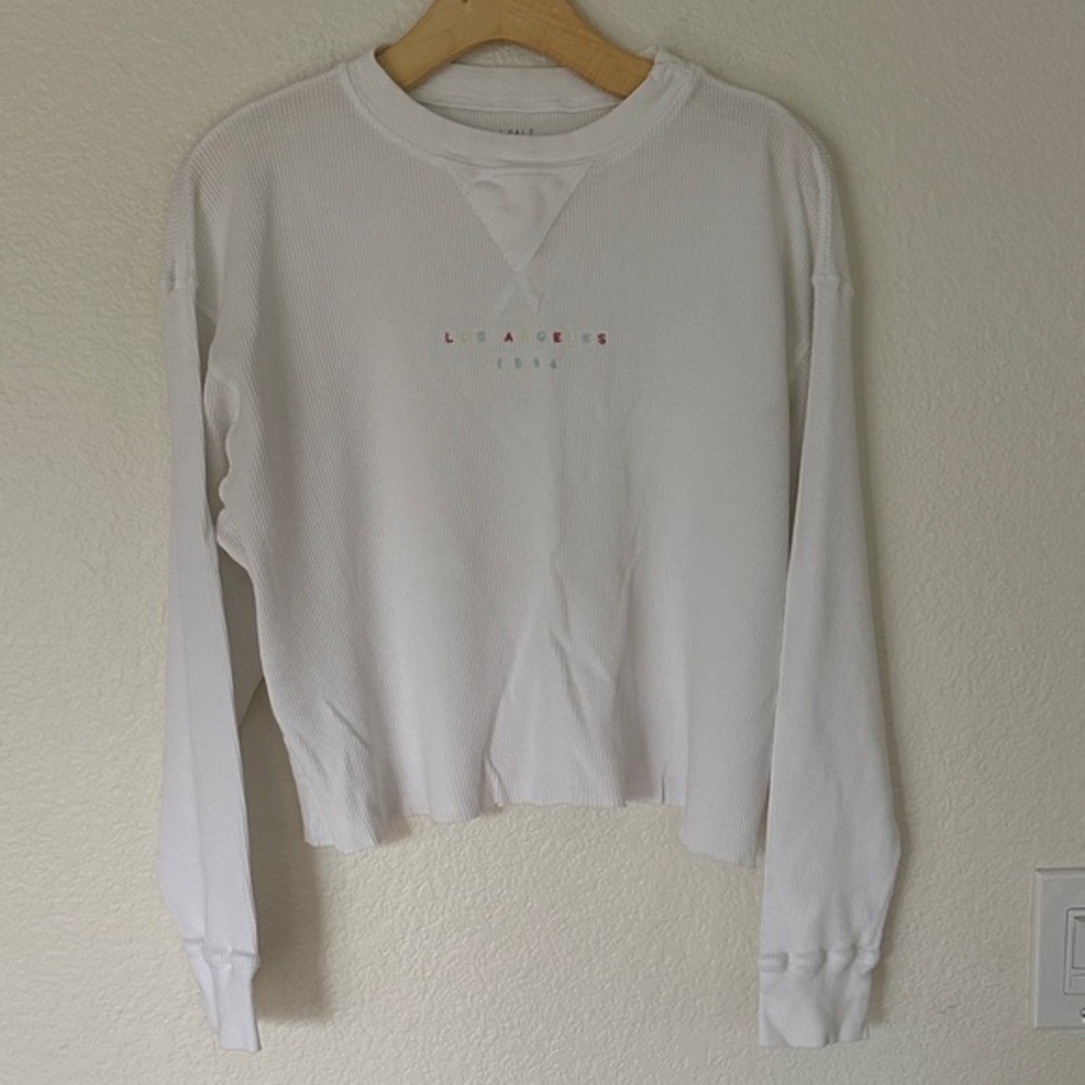 Brandy Melville Women's White Sweatshirt White Long Sleeve small medium large